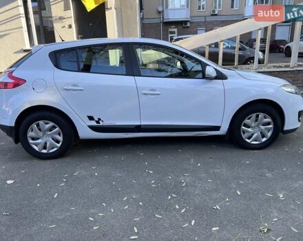 Белый Рено Меган, объемом двигателя 1.6 л и пробегом 193 тыс. км за 12100 $, фото 7 на Automoto.ua