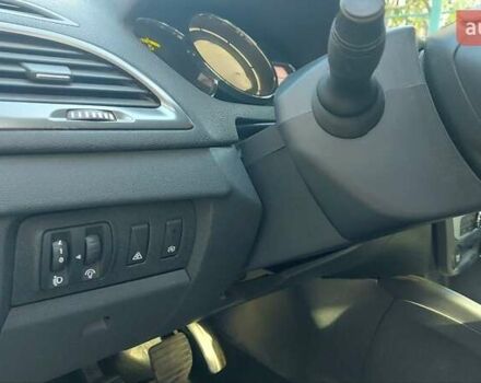 Белый Рено Меган, объемом двигателя 1.5 л и пробегом 314 тыс. км за 8000 $, фото 4 на Automoto.ua