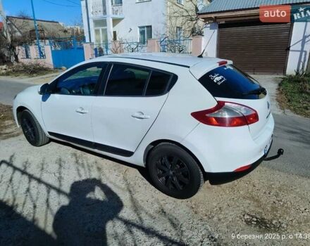 Белый Рено Меган, объемом двигателя 1.46 л и пробегом 179 тыс. км за 4500 $, фото 4 на Automoto.ua