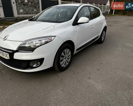 Белый Рено Меган, объемом двигателя 1.46 л и пробегом 175 тыс. км за 6500 $, фото 4 на Automoto.ua
