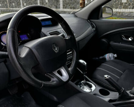 Белый Рено Меган, объемом двигателя 1.46 л и пробегом 175 тыс. км за 6500 $, фото 8 на Automoto.ua