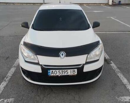 Белый Рено Меган, объемом двигателя 1.5 л и пробегом 330 тыс. км за 7500 $, фото 1 на Automoto.ua