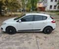 Белый Рено Меган, объемом двигателя 1.5 л и пробегом 232 тыс. км за 5600 $, фото 1 на Automoto.ua