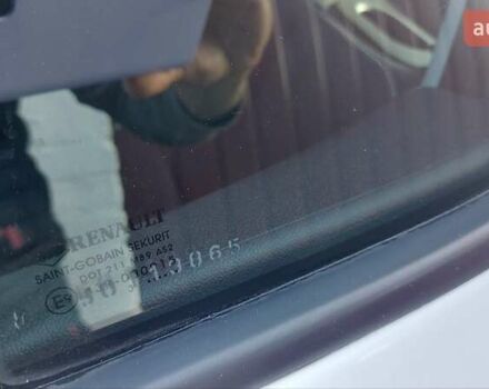 Белый Рено Меган, объемом двигателя 1.5 л и пробегом 314 тыс. км за 8000 $, фото 11 на Automoto.ua