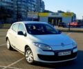 Білий Рено Меган, об'ємом двигуна 1.46 л та пробігом 190 тис. км за 6799 $, фото 1 на Automoto.ua
