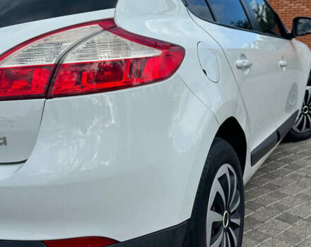 Білий Рено Меган, об'ємом двигуна 1.46 л та пробігом 280 тис. км за 5500 $, фото 7 на Automoto.ua