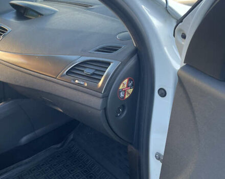 Белый Рено Меган, объемом двигателя 1.5 л и пробегом 224 тыс. км за 7200 $, фото 20 на Automoto.ua