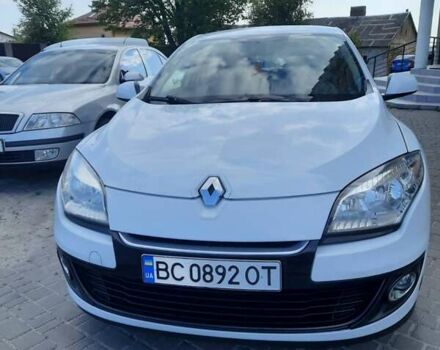 Белый Рено Меган, объемом двигателя 1.46 л и пробегом 220 тыс. км за 7099 $, фото 4 на Automoto.ua