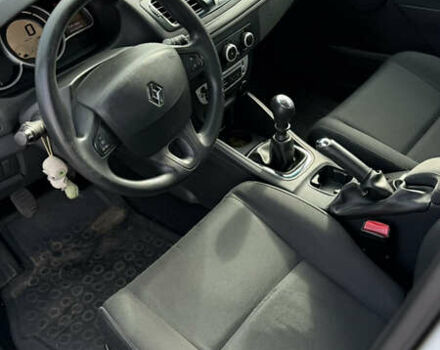 Белый Рено Меган, объемом двигателя 1.46 л и пробегом 224 тыс. км за 6700 $, фото 5 на Automoto.ua