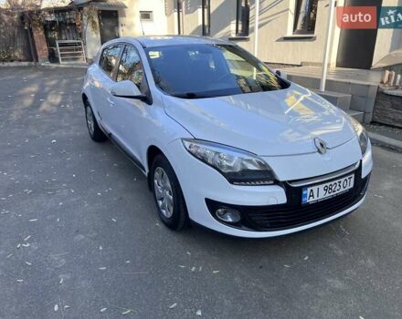 Белый Рено Меган, объемом двигателя 1.6 л и пробегом 193 тыс. км за 12100 $, фото 5 на Automoto.ua