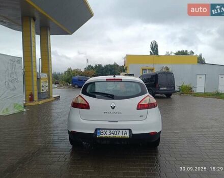 Рено Меган 2013 у Городок на Automoto.ua Білий Рено Меган, об'ємом двигуна 1.46 л та пробігом 210 тис. км за 6900 $, фото 14 на Automoto.ua