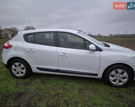 Білий Рено Меган, об'ємом двигуна 1.6 л та пробігом 209 тис. км за 6700 $, фото 12 на Automoto.ua