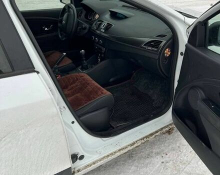 Білий Рено Меган, об'ємом двигуна 1.5 л та пробігом 261 тис. км за 7000 $, фото 5 на Automoto.ua