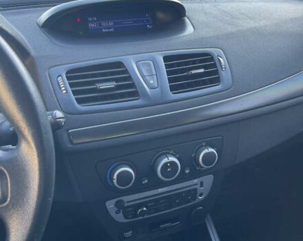 Белый Рено Меган, объемом двигателя 1.5 л и пробегом 224 тыс. км за 7200 $, фото 27 на Automoto.ua