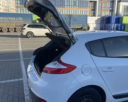 Белый Рено Меган, объемом двигателя 1.5 л и пробегом 224 тыс. км за 7200 $, фото 11 на Automoto.ua