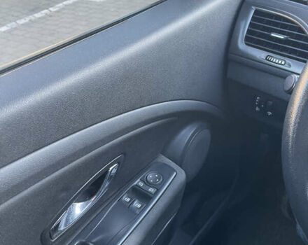 Белый Рено Меган, объемом двигателя 1.5 л и пробегом 224 тыс. км за 7200 $, фото 24 на Automoto.ua