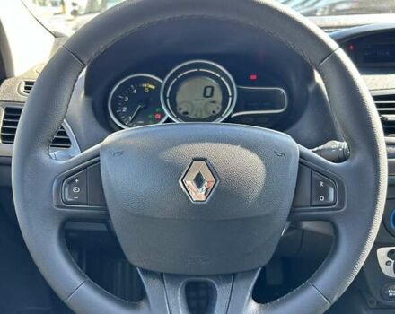 Белый Рено Меган, объемом двигателя 1.5 л и пробегом 231 тыс. км за 8200 $, фото 16 на Automoto.ua