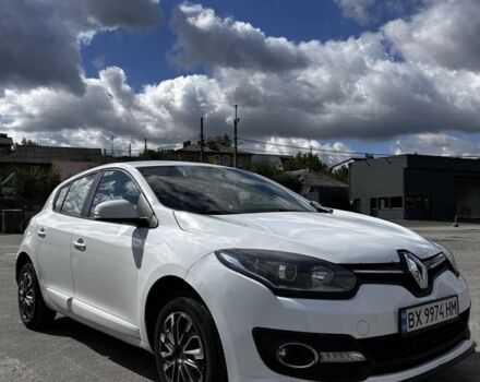 Рено Меган 2014 в Жмеренке на Automoto.ua Белый Рено Меган, объемом двигателя 1.5 л и пробегом 300 тыс. км за 6450 $, фото 1 на Automoto.ua