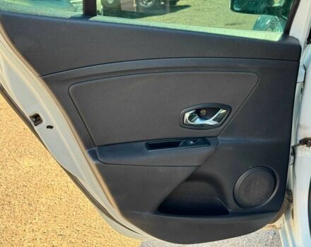 Білий Рено Меган, об'ємом двигуна 1.5 л та пробігом 184 тис. км за 6940 $, фото 16 на Automoto.ua