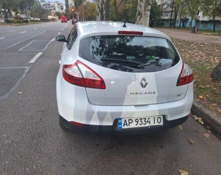 Белый Рено Меган, объемом двигателя 1.5 л и пробегом 170 тыс. км за 7500 $, фото 1 на Automoto.ua