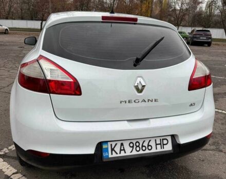 Белый Рено Меган, объемом двигателя 1.5 л и пробегом 239 тыс. км за 6450 $, фото 5 на Automoto.ua