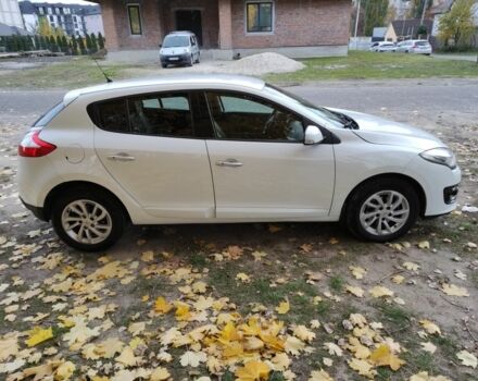 Рено Меган 2014 в Луцке на Automoto.ua Белый Рено Меган, объемом двигателя 1.5 л и пробегом 295 тыс. км за 8500 $, фото 4 на Automoto.ua