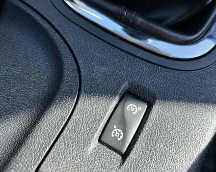 Белый Рено Меган, объемом двигателя 1.5 л и пробегом 231 тыс. км за 8200 $, фото 18 на Automoto.ua