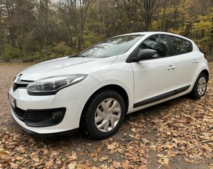 Рено Меган 2014 в Киеве на Automoto.ua Белый Рено Меган, объемом двигателя 1.5 л и пробегом 209 тыс. км за 7700 $, фото 6 на Automoto.ua