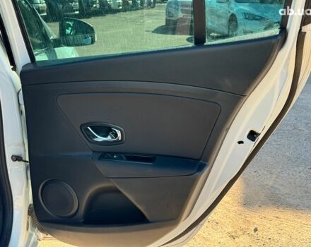 Білий Рено Меган, об'ємом двигуна 1.5 л та пробігом 184 тис. км за 7790 $, фото 19 на Automoto.ua