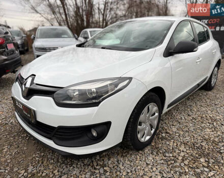 Білий Рено Меган, об'ємом двигуна 1.46 л та пробігом 204 тис. км за 7999 $, фото 4 на Automoto.ua