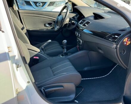 Білий Рено Меган, об'ємом двигуна 1.5 л та пробігом 184 тис. км за 7790 $, фото 22 на Automoto.ua