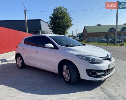 Белый Рено Меган, объемом двигателя 1.5 л и пробегом 217 тыс. км за 8700 $, фото 4 на Automoto.ua