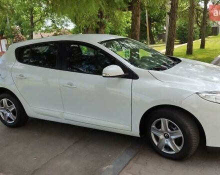 Рено Меган 2014 в Житомире на Automoto.ua Белый Рено Меган, объемом двигателя 1.5 л и пробегом 205 тыс. км за 6950 $, фото 15 на Automoto.ua