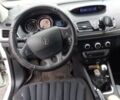 Белый Рено Меган, объемом двигателя 1.5 л и пробегом 230 тыс. км за 7500 $, фото 5 на Automoto.ua