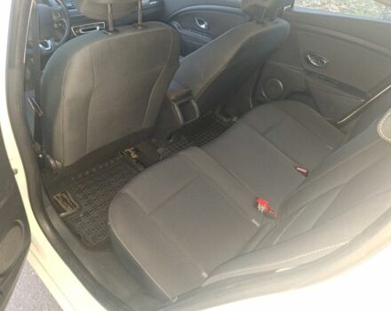 Белый Рено Меган, объемом двигателя 1.5 л и пробегом 170 тыс. км за 7500 $, фото 4 на Automoto.ua