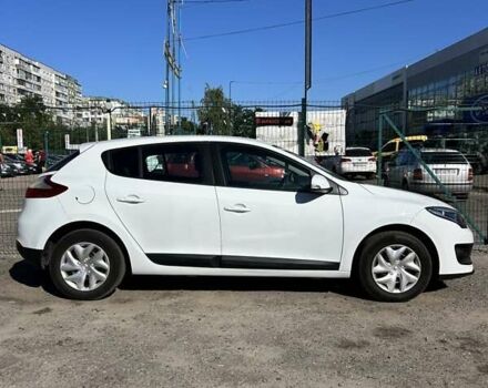 Белый Рено Меган, объемом двигателя 1.5 л и пробегом 231 тыс. км за 8200 $, фото 3 на Automoto.ua