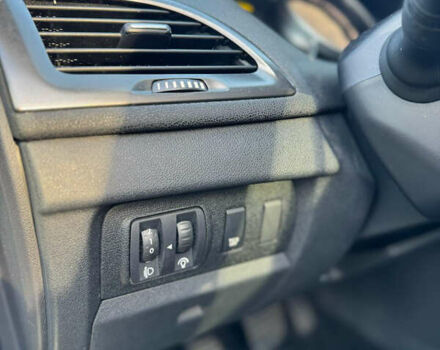 Белый Рено Меган, объемом двигателя 1.5 л и пробегом 164 тыс. км за 7750 $, фото 45 на Automoto.ua