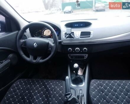 Белый Рено Меган, объемом двигателя 1.46 л и пробегом 242 тыс. км за 6700 $, фото 12 на Automoto.ua