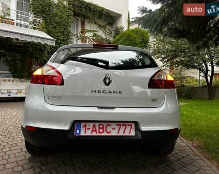 Белый Рено Меган, объемом двигателя 1.5 л и пробегом 173 тыс. км за 8200 $, фото 3 на Automoto.ua