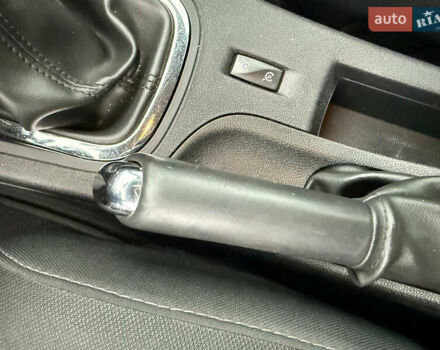 Білий Рено Меган, об'ємом двигуна 1.46 л та пробігом 204 тис. км за 7999 $, фото 34 на Automoto.ua