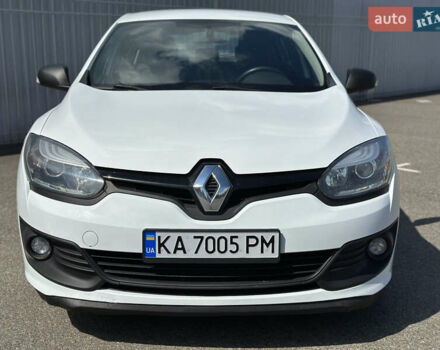 Белый Рено Меган, объемом двигателя 1.5 л и пробегом 198 тыс. км за 8300 $, фото 2 на Automoto.ua