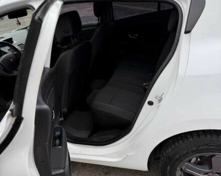 Белый Рено Меган, объемом двигателя 1.5 л и пробегом 239 тыс. км за 6450 $, фото 8 на Automoto.ua