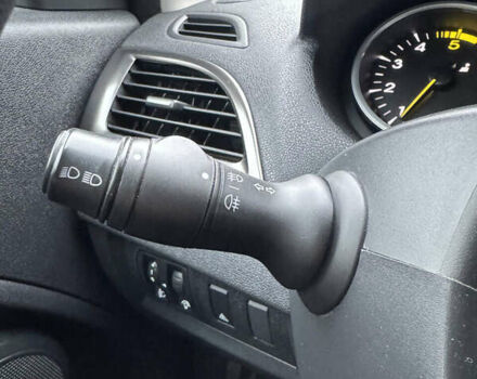 Белый Рено Меган, объемом двигателя 1.5 л и пробегом 231 тыс. км за 8200 $, фото 25 на Automoto.ua