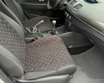 Белый Рено Меган, объемом двигателя 1.5 л и пробегом 239 тыс. км за 6500 $, фото 14 на Automoto.ua