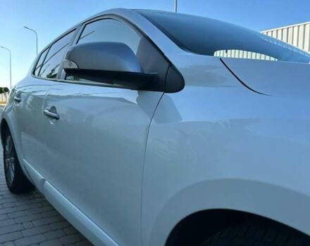 Білий Рено Меган, об'ємом двигуна 1.46 л та пробігом 182 тис. км за 7700 $, фото 4 на Automoto.ua