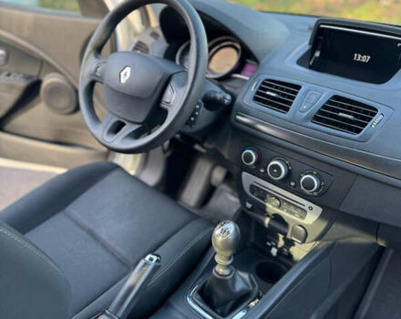 Белый Рено Меган, объемом двигателя 1.5 л и пробегом 164 тыс. км за 7750 $, фото 51 на Automoto.ua