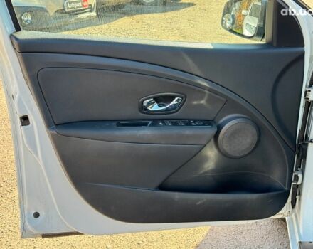 Білий Рено Меган, об'ємом двигуна 1.5 л та пробігом 184 тис. км за 7790 $, фото 11 на Automoto.ua