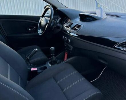 Білий Рено Меган, об'ємом двигуна 1.46 л та пробігом 182 тис. км за 7700 $, фото 19 на Automoto.ua