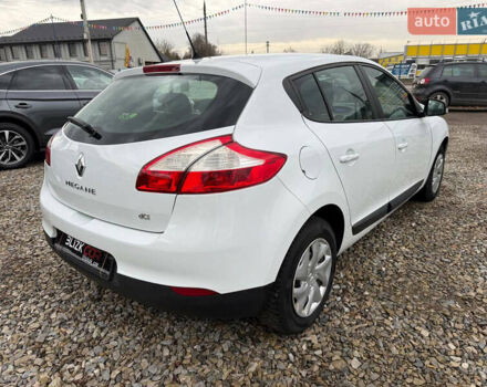 Білий Рено Меган, об'ємом двигуна 1.46 л та пробігом 204 тис. км за 7999 $, фото 2 на Automoto.ua