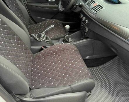 Белый Рено Меган, объемом двигателя 1.5 л и пробегом 239 тыс. км за 6450 $, фото 11 на Automoto.ua